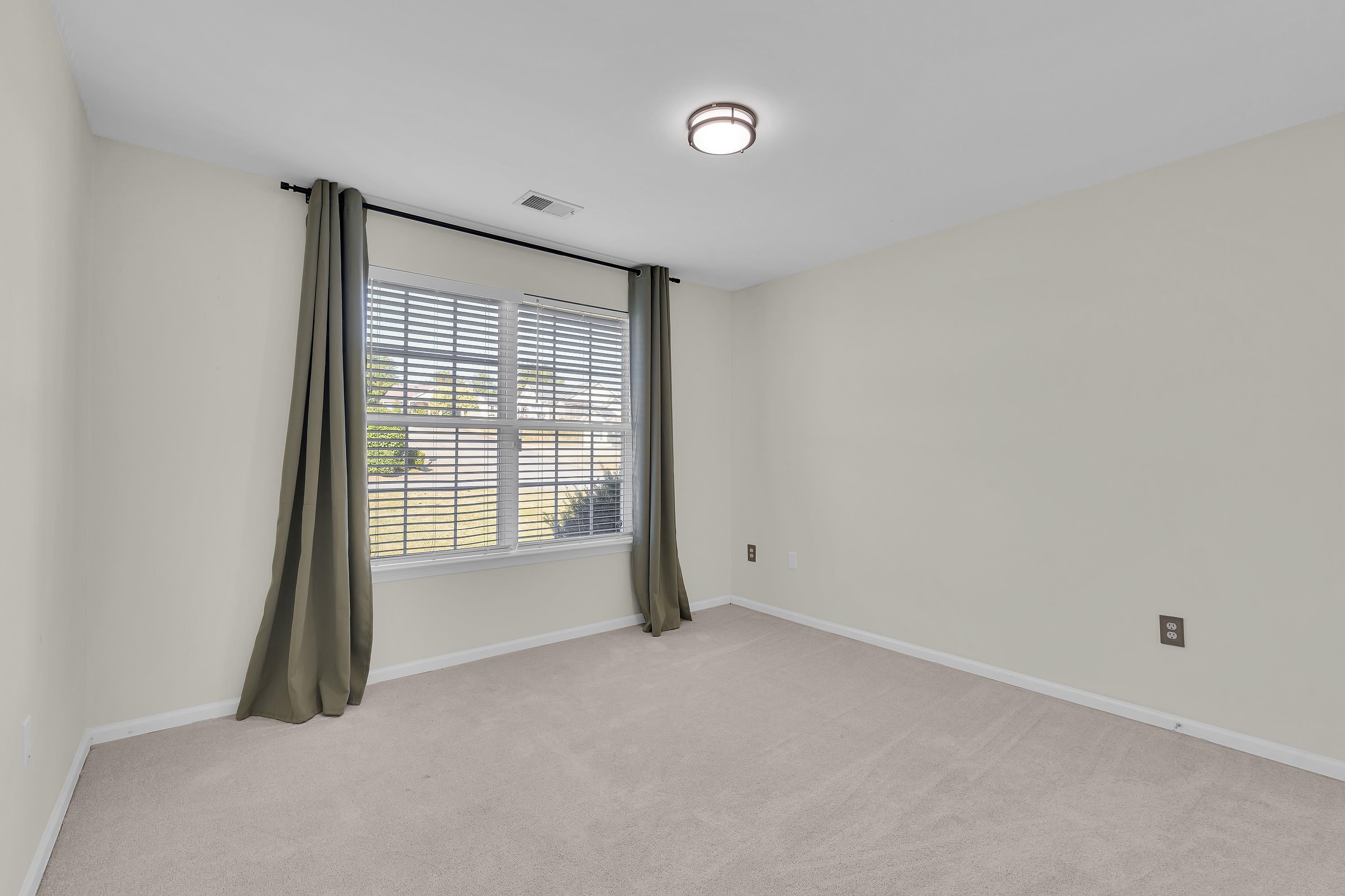 Inman, South Carolina 29349, United States, 3 Bedrooms Bedrooms, ,2 BathroomsBathrooms,Residential,Active,251836