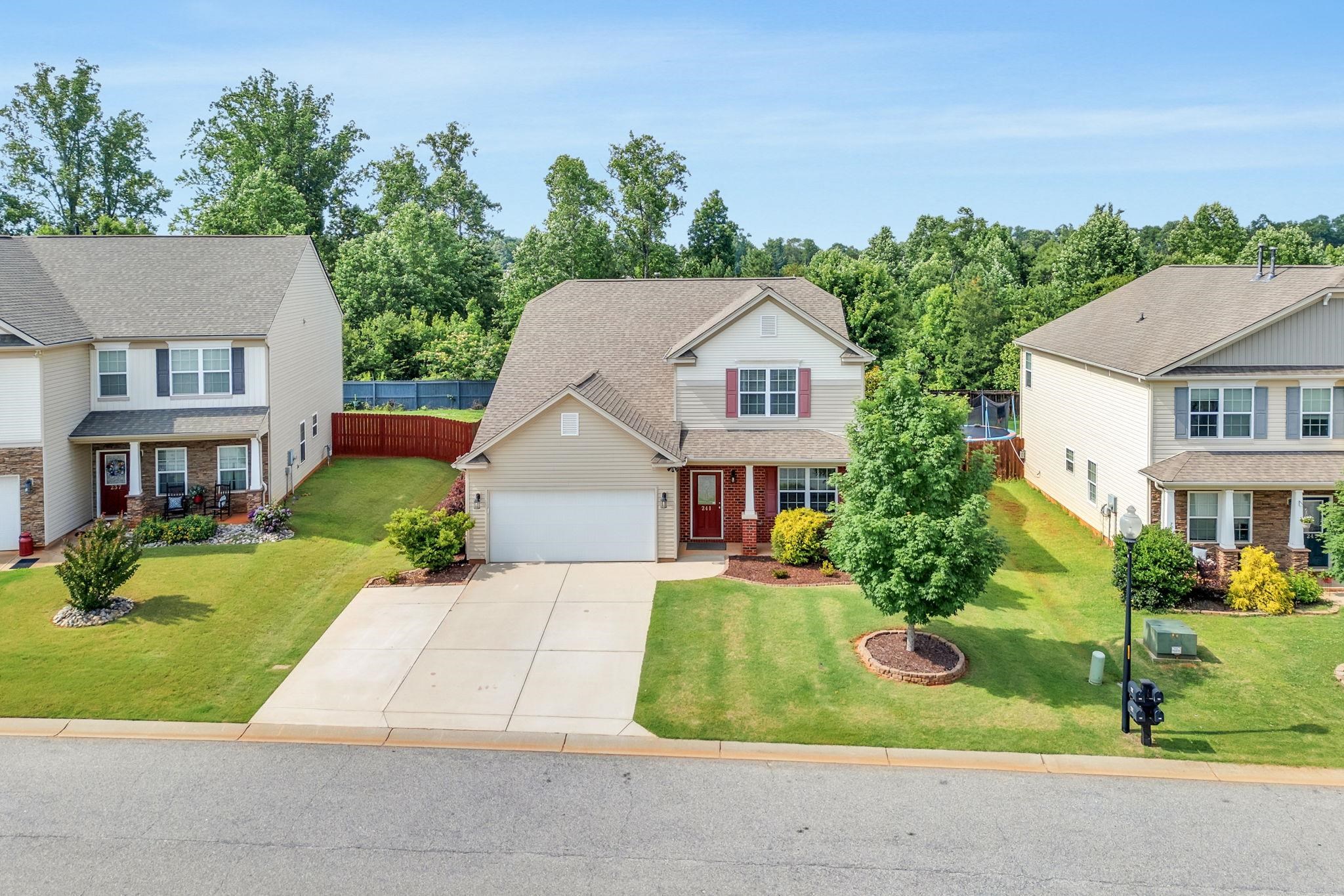 241 Hartleigh Drive, Lyman, South Carolina image 1