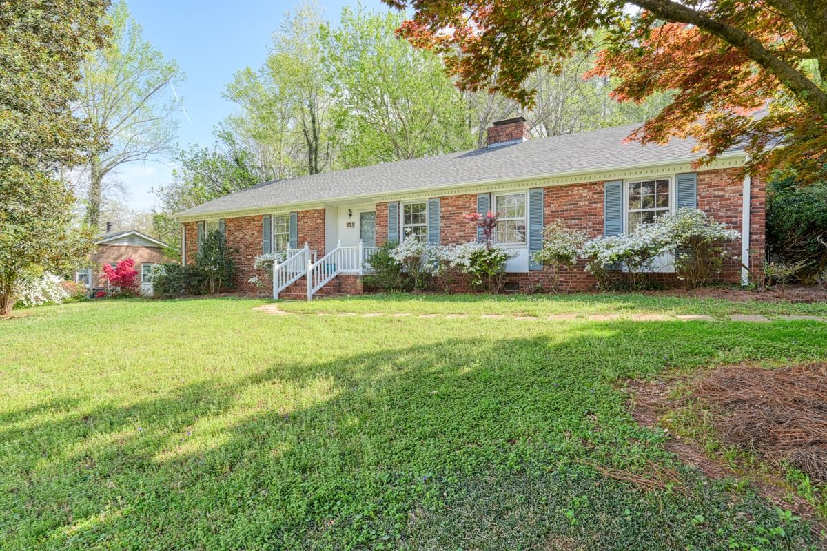 221 Lakewood Drive, Spartanburg, South Carolina image 2