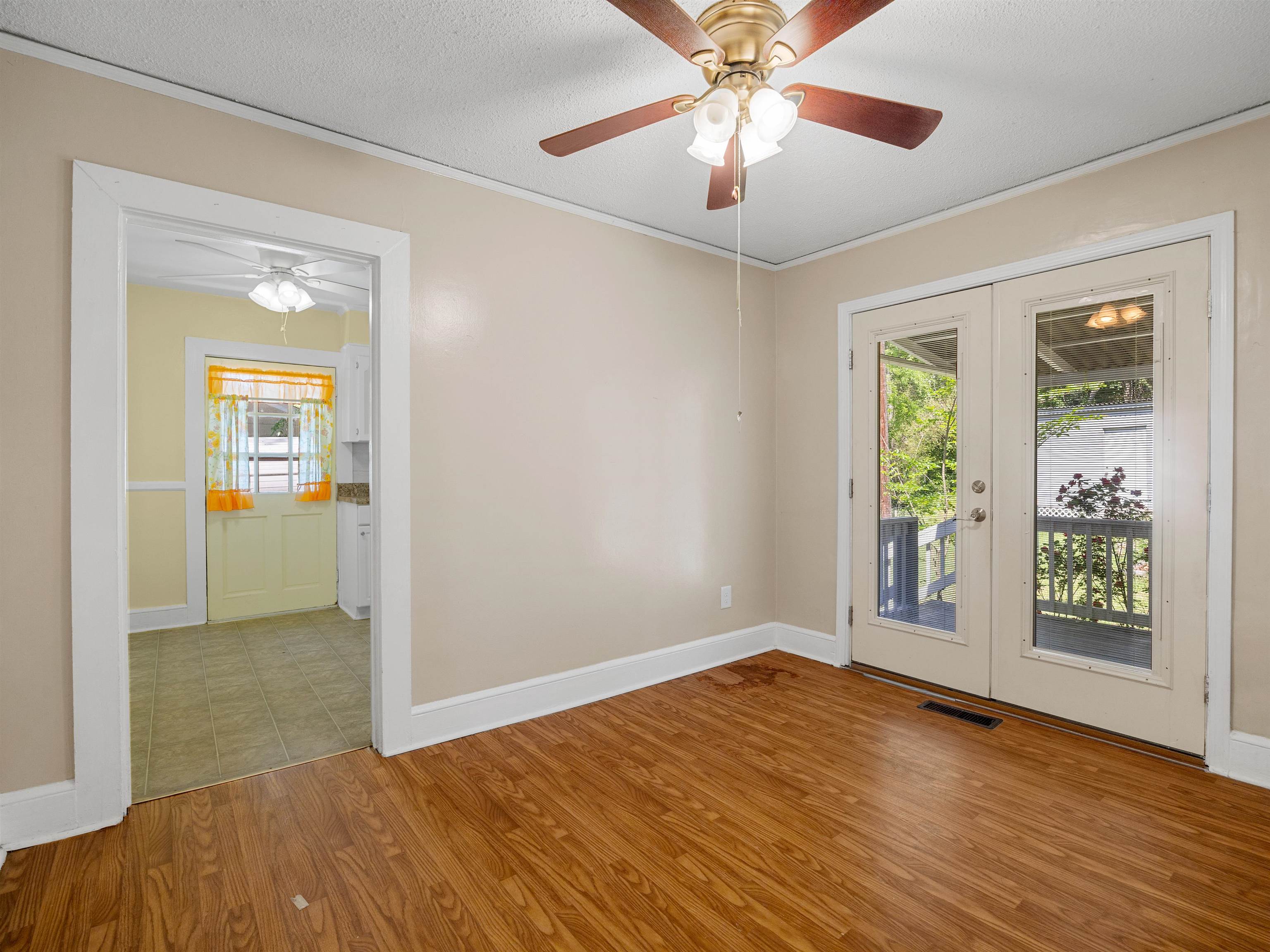 2444 W Croft Circle, Spartanburg, South Carolina image 8