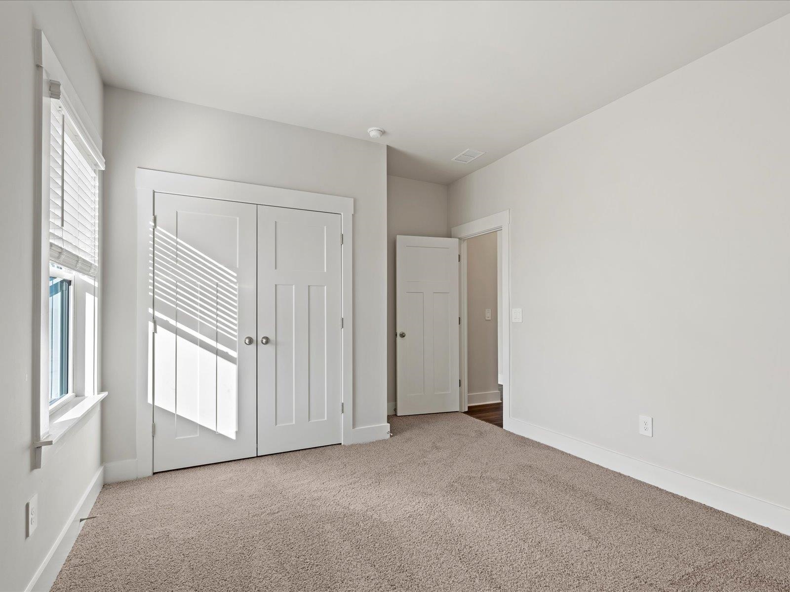 1042 Hillcraft Drive, Greer, South Carolina image 15