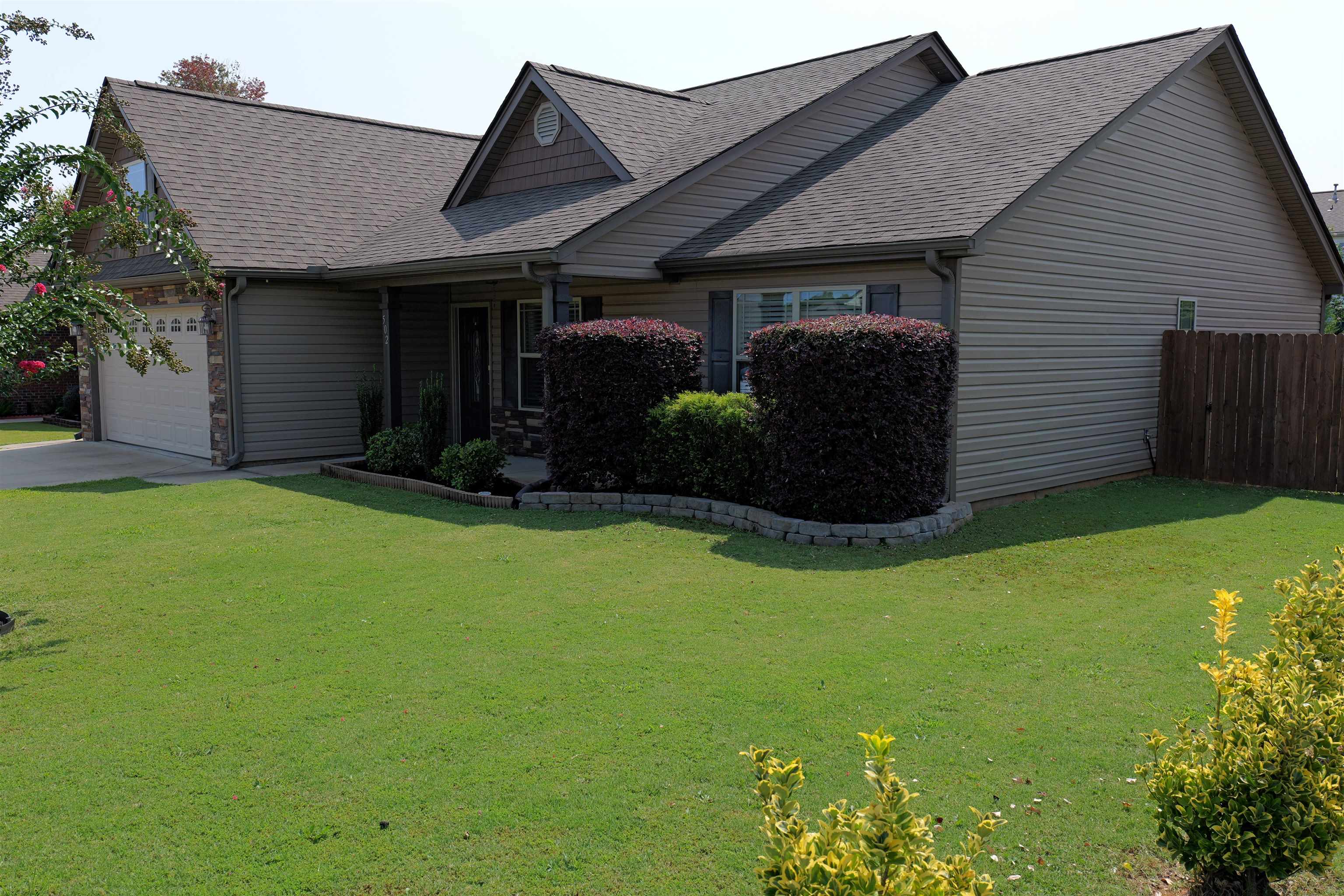 502 E Heatherstone Lane, Roebuck, South Carolina image 3