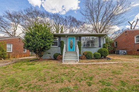 Homes For Sale - 136 Prospect Avenue<br/> Spartanburg, SC 29306