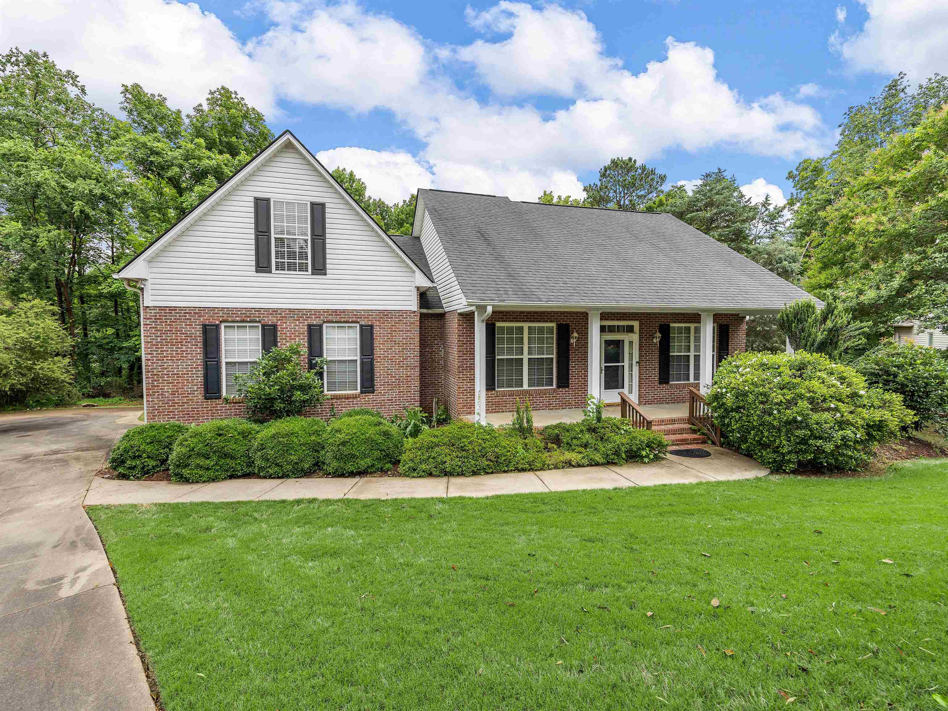 251 Saddlebrook Drive, Moore, South Carolina image 2