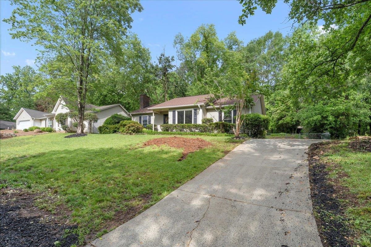1606 Winding Way, Taylors, South Carolina image 4