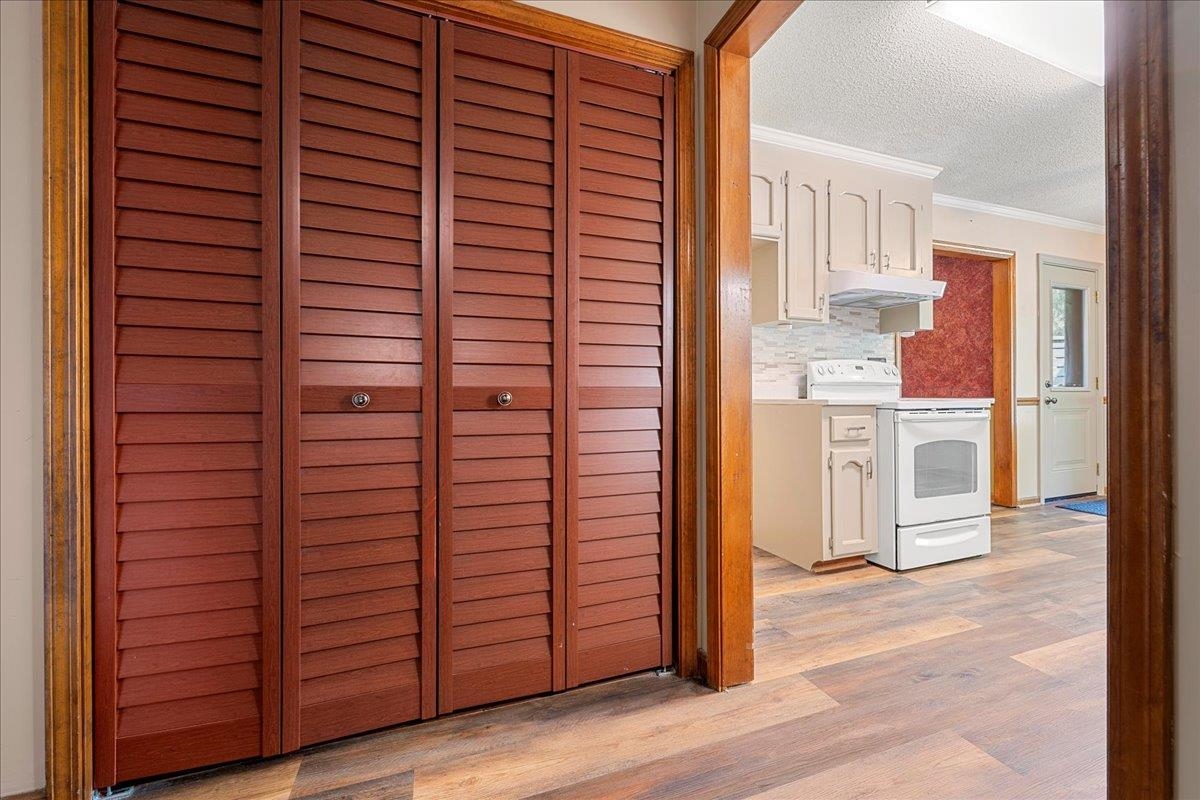 1606 Winding Way, Taylors, South Carolina image 14