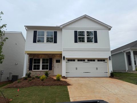 Homes For Sale - 12150 Lansbury Drive<br/> Inman, SC 29349
