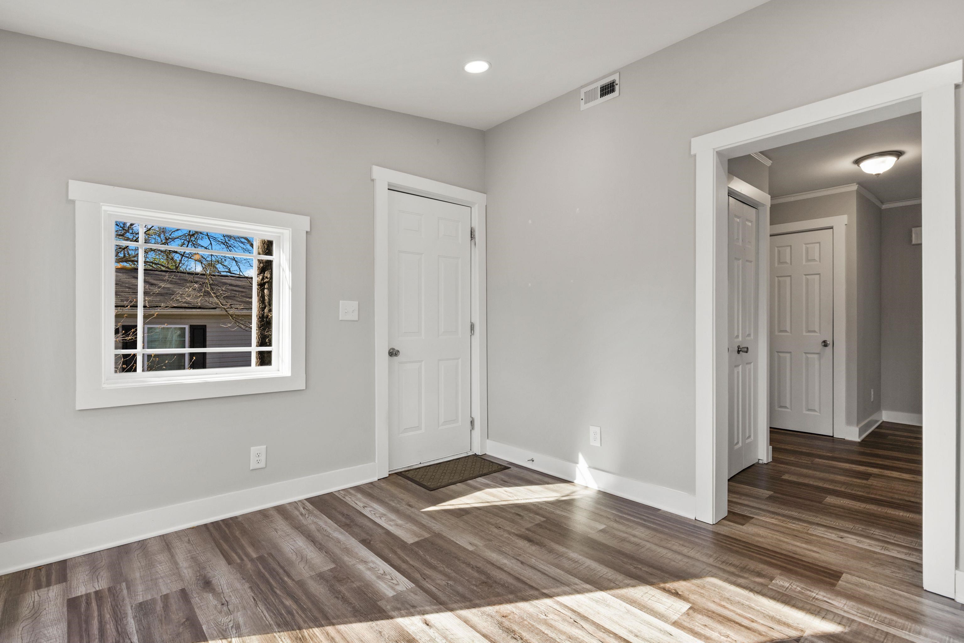 562 Lowndes Hill Road, Greenville, South Carolina image 23
