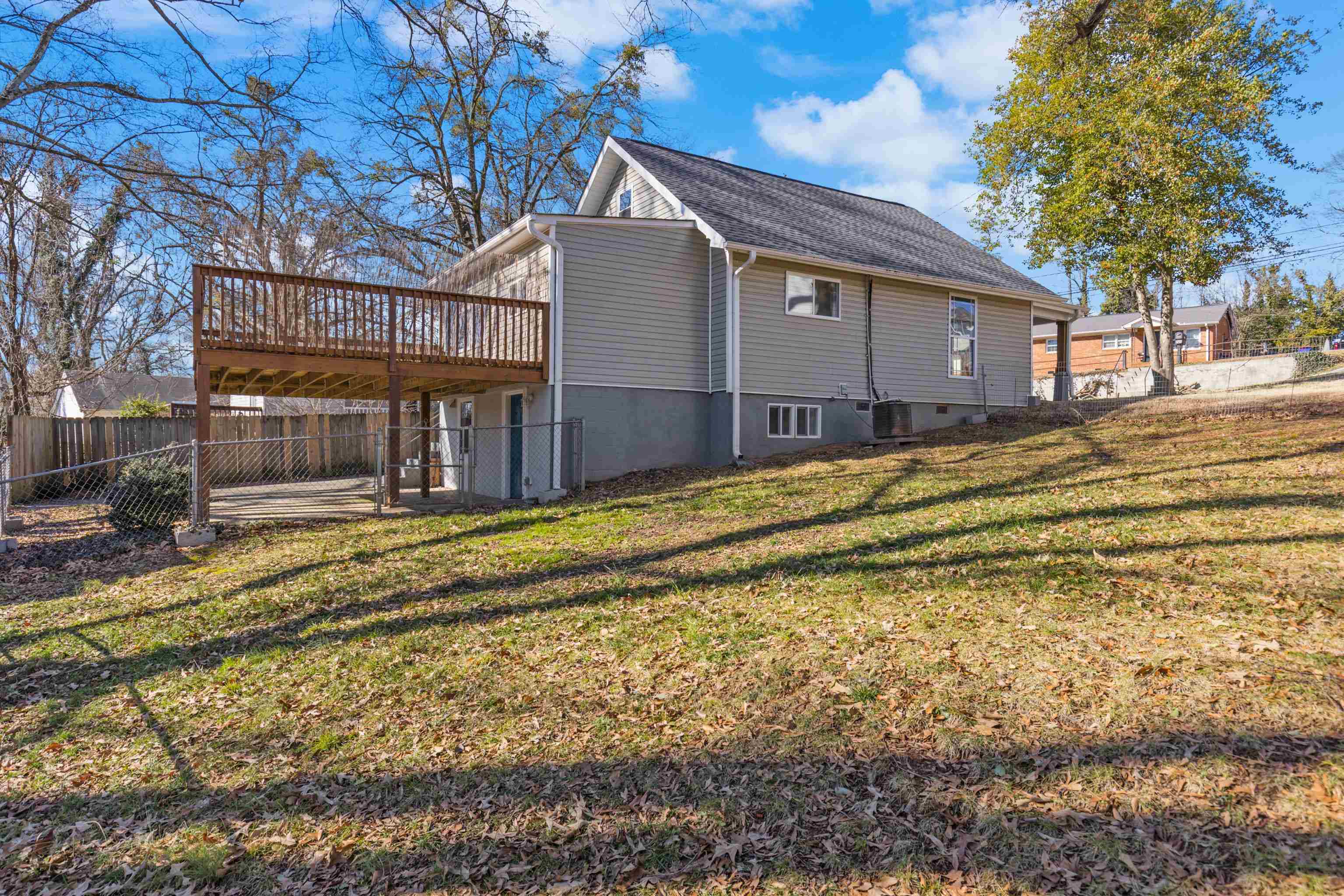 562 Lowndes Hill Road, Greenville, South Carolina image 39