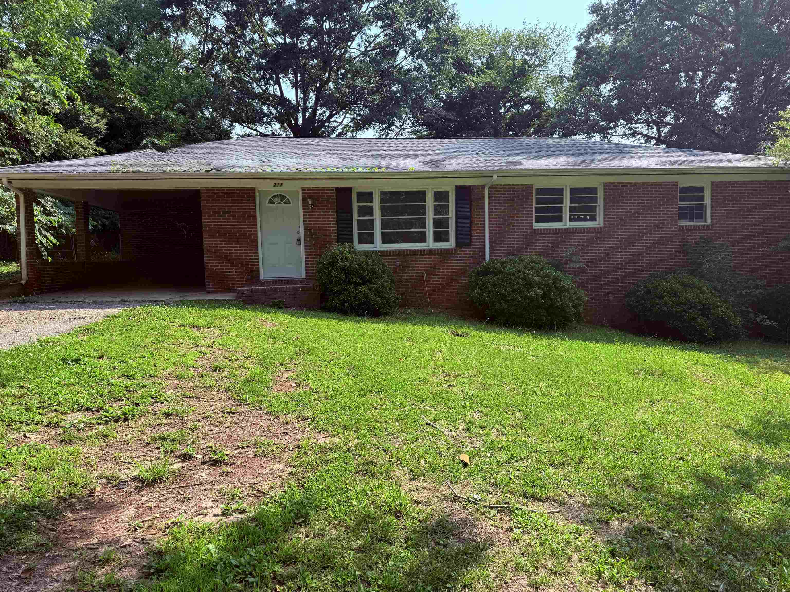 213 Loring Street, spartanburg, South Carolina image 1