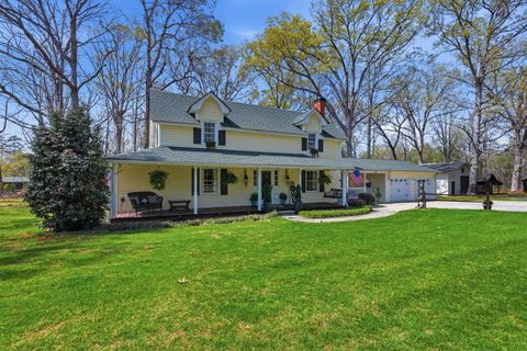 Homes For Sale - 447 Henderson Road<br/> Chesnee, SC 29323