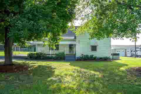 Homes For Sale - 609 S Georgia Avenue<br/> Chesnee, SC 29323