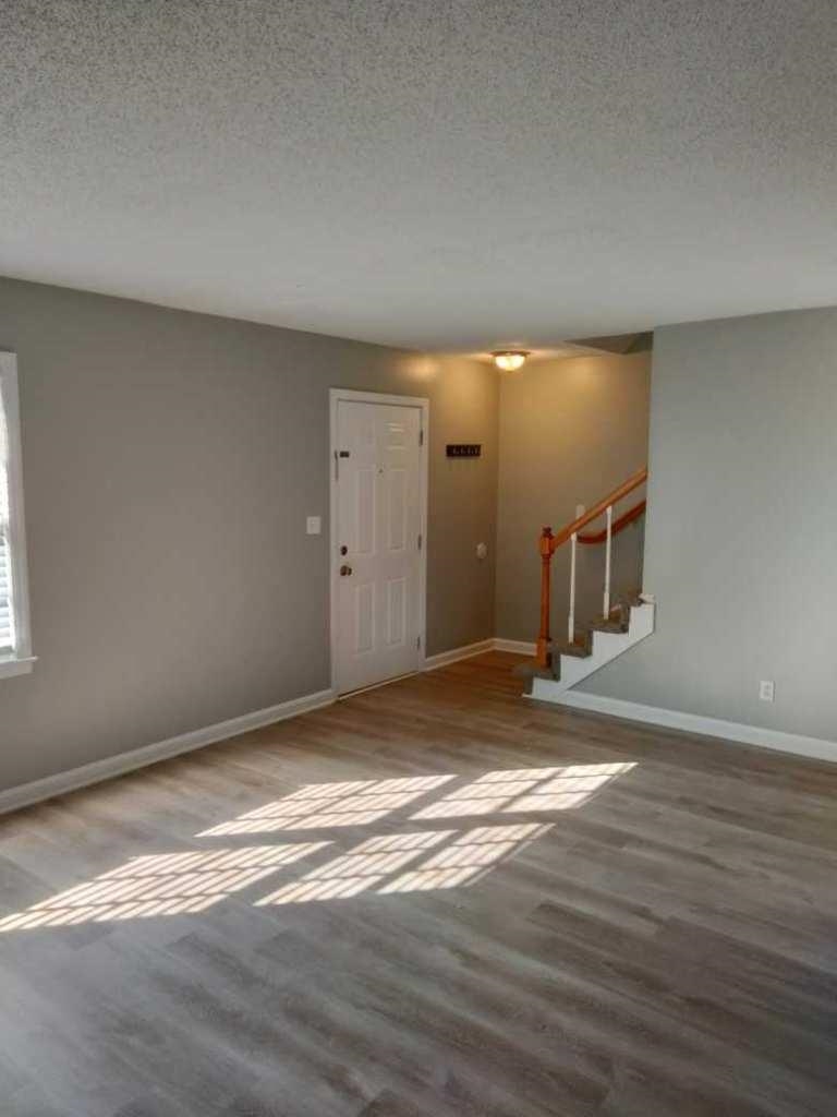 1432 Dover Road, Spartanburg, South Carolina image 2