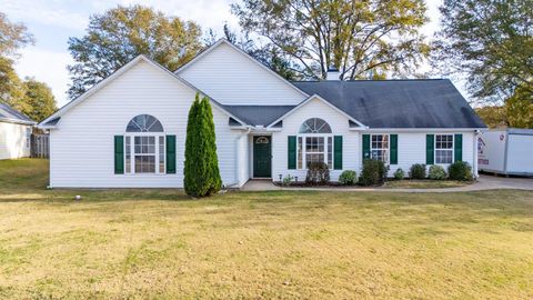 Homes For Sale - 729 Onyx Cir Circle<br/> Boiling Springs, SC 29316