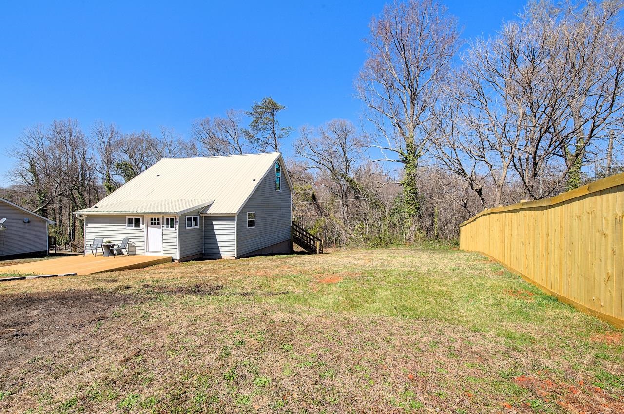 20 E Pine Street, Startex, South Carolina image 3