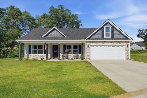 Homes For Sale - 1250 Stoneleigh Road<br/> Inman, SC 29349
