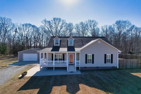 A home in Chesnee