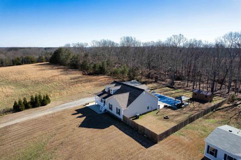 A home in Chesnee