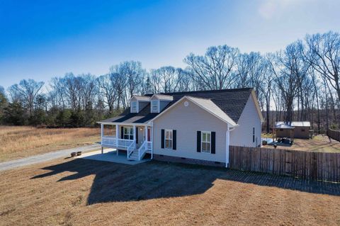 A home in Chesnee