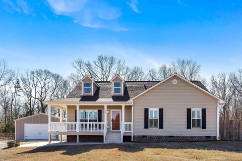 A home in Chesnee