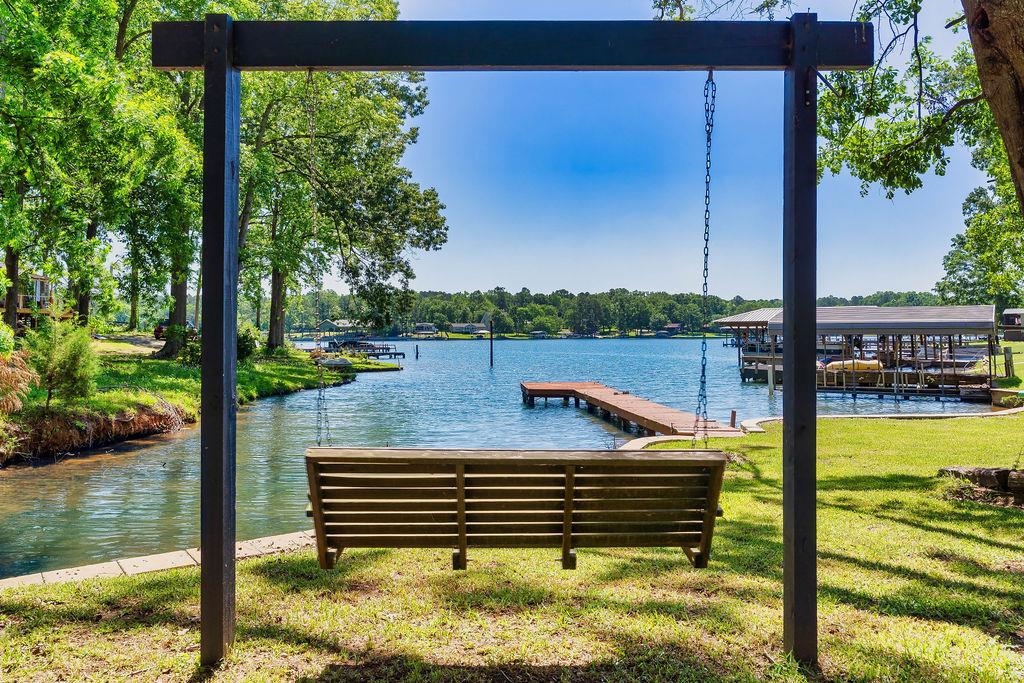 877 Lakeshore Drive, Cross Hill, South Carolina image 4
