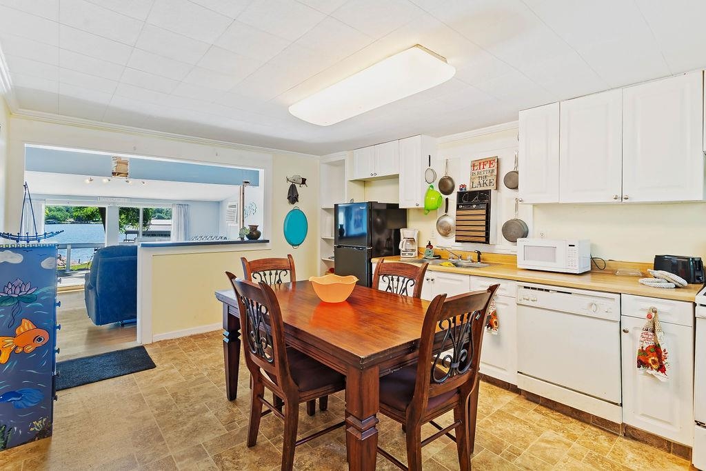 877 Lakeshore Drive, Cross Hill, South Carolina image 10