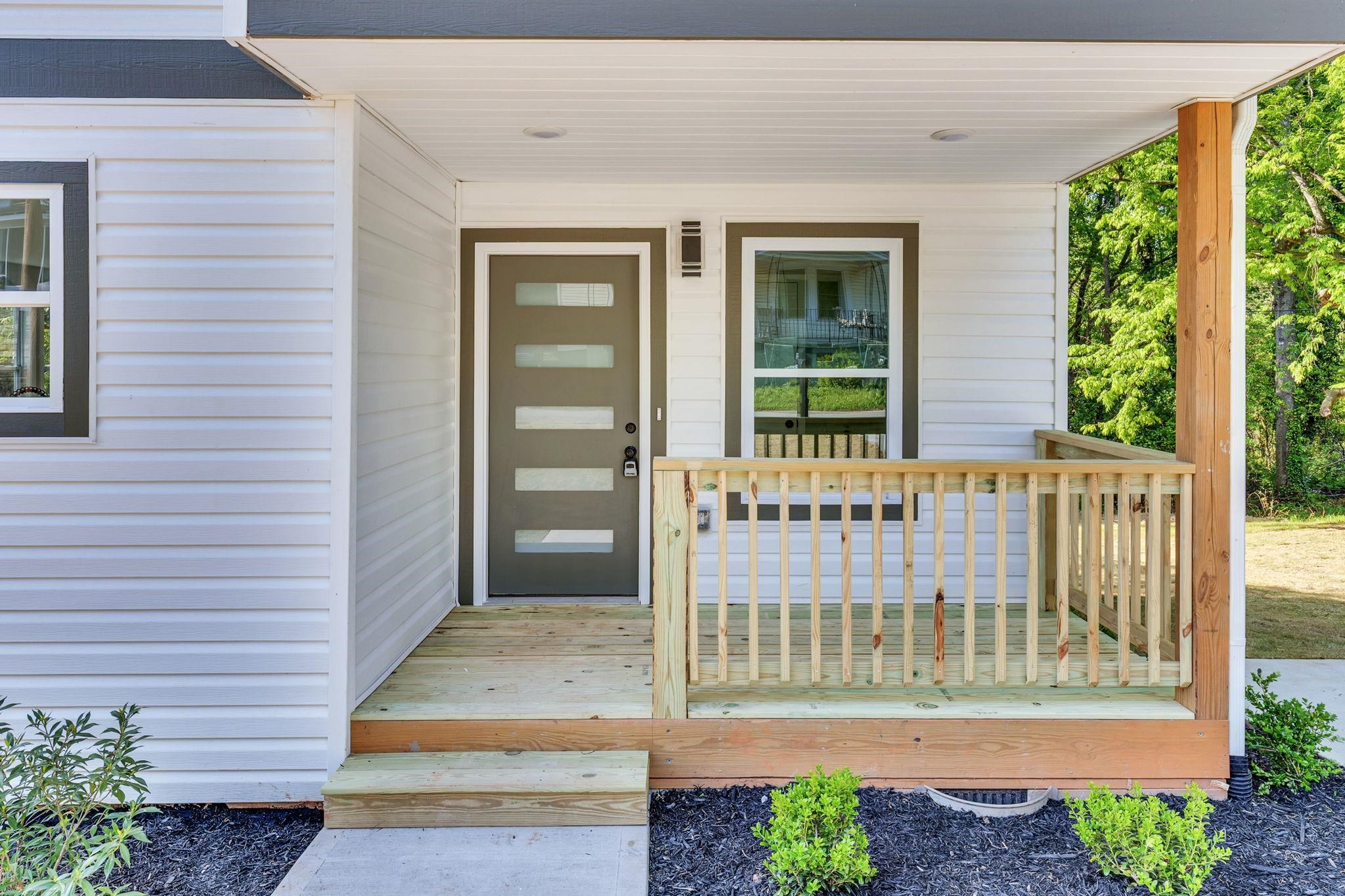 28 11th Street, Greenville, South Carolina image 4
