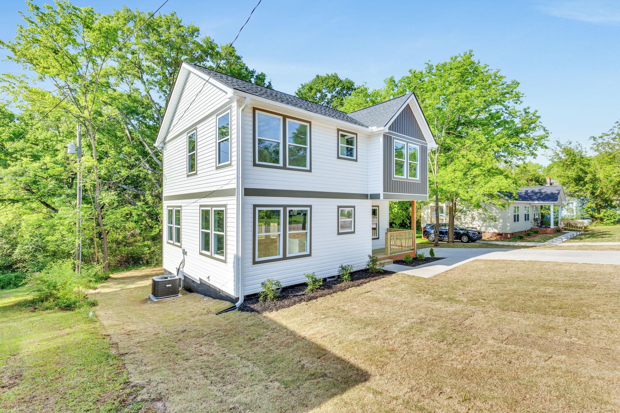 28 11th Street, Greenville, South Carolina image 2