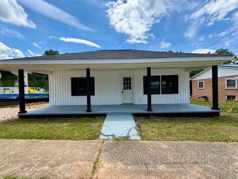 Homes For Sale - 358 E Floyd Baker Boulevard<br/> Gaffney, SC 29340