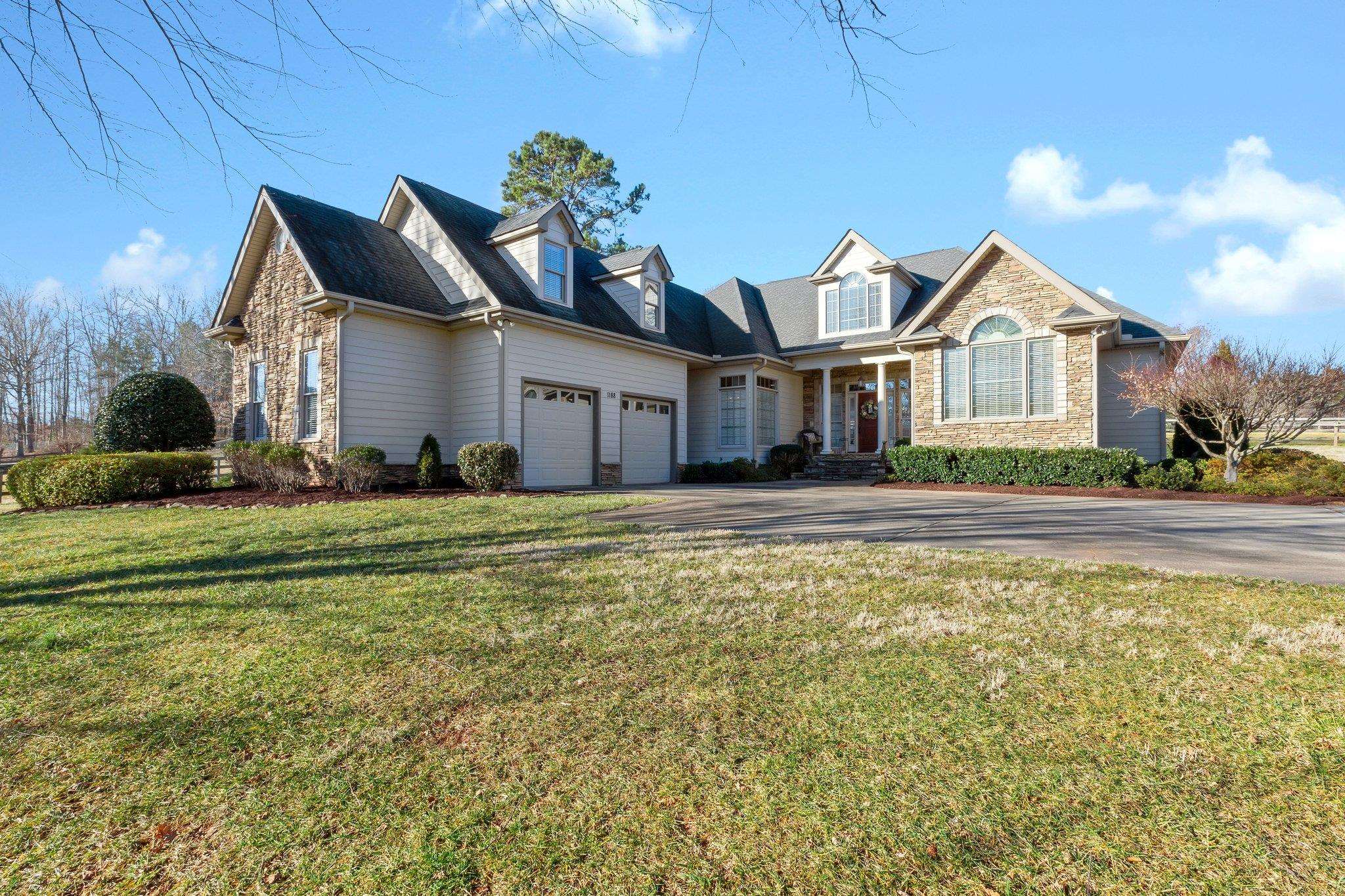 1188 S Barton Road, Taylors, South Carolina image 1