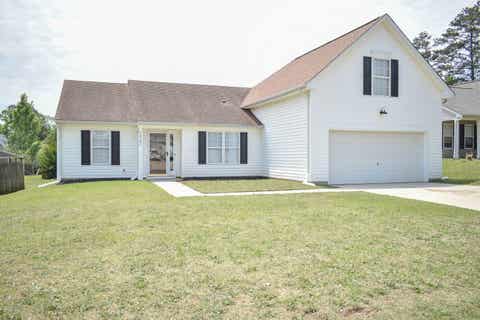 Homes For Sale - 225 Kittiwake Lane<br/> Boiling Springs, SC 29316
