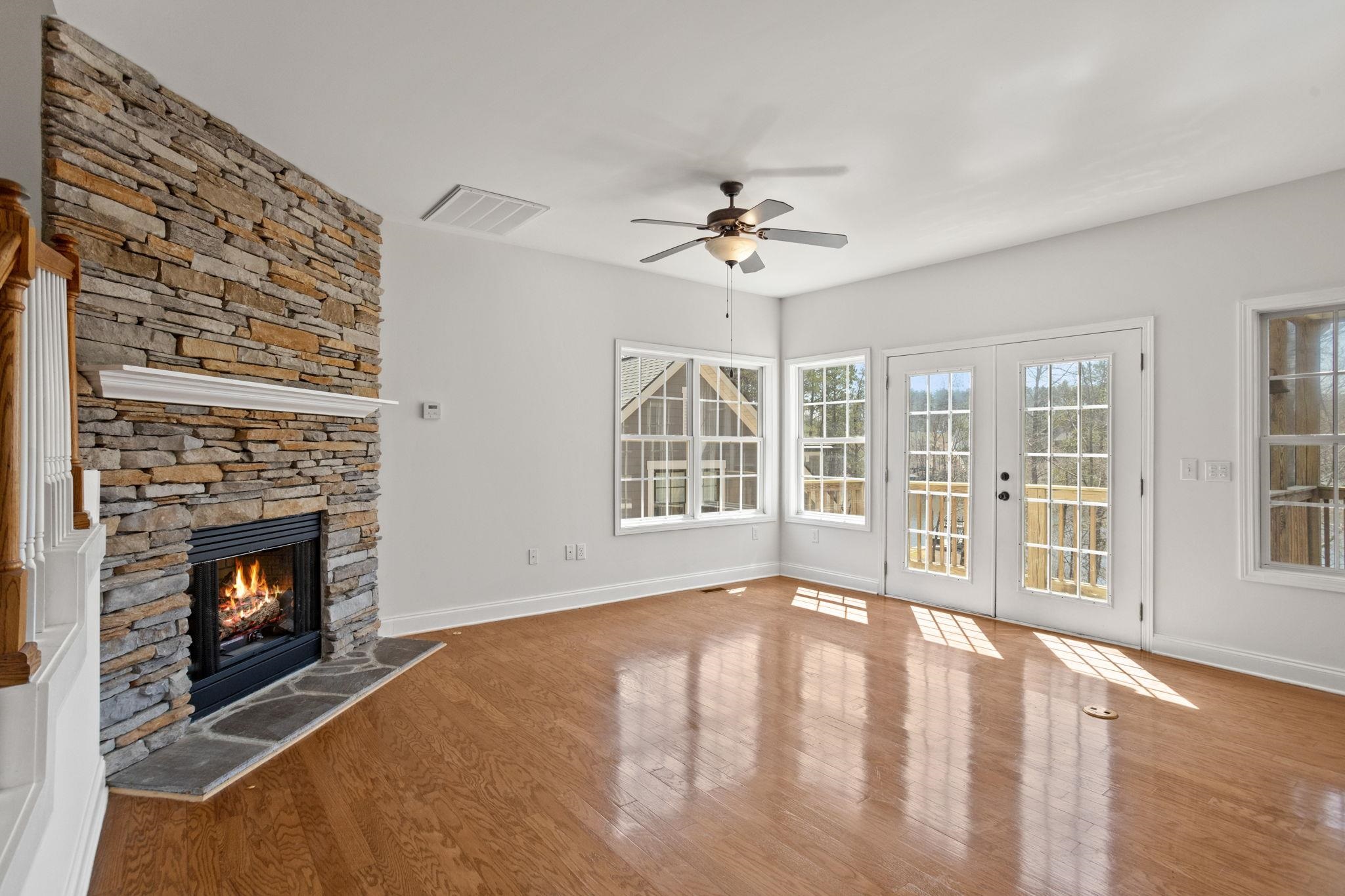 210 E Waters Edge Lane, West Union, South Carolina image 16