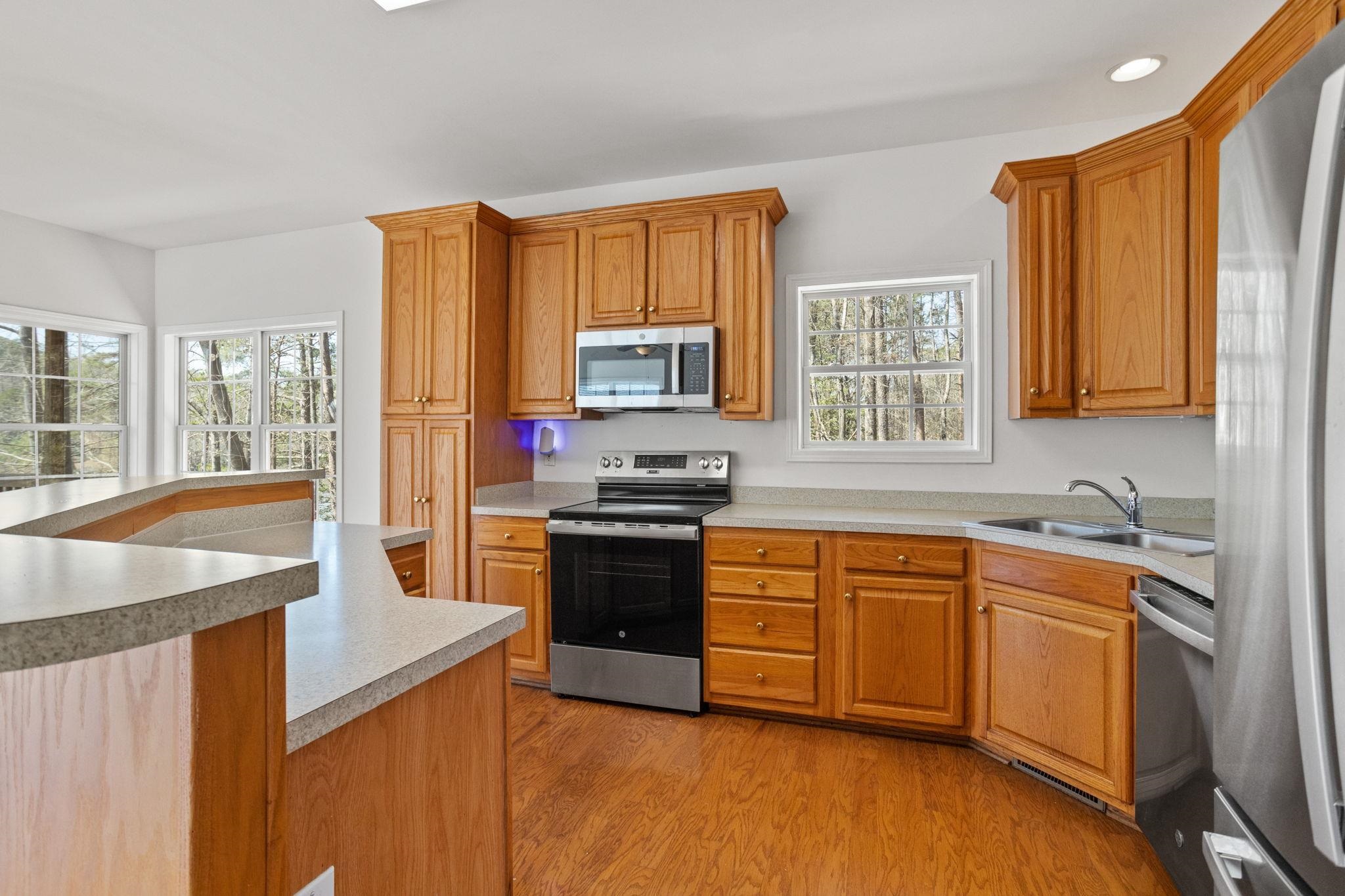 210 E Waters Edge Lane, West Union, South Carolina image 11