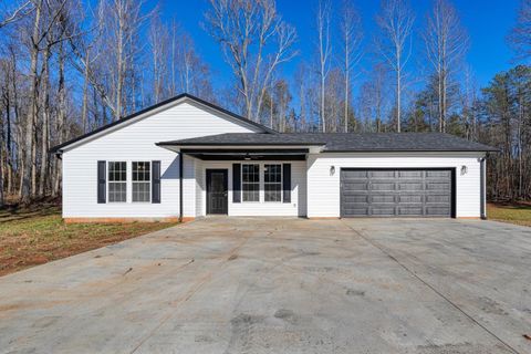 Homes For Sale - 2225 Cowpens Pacolet Road<br/> Spartanburg, SC 29307