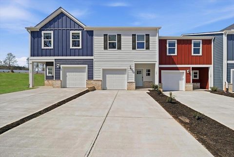 Townhouse For Sale - 127 Kerwin Court<br/> Greer, SC 29651