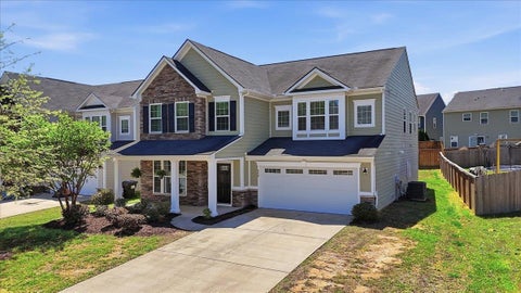 Homes For Sale - 220 Waters Run Ln<br/> Greenville County, Simpsonville, SC 29681