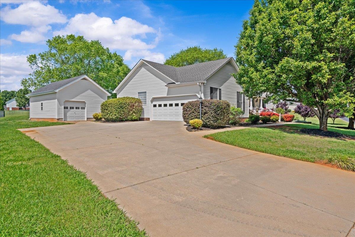 142 Chandler Downs Trail, Inman, South Carolina image 2