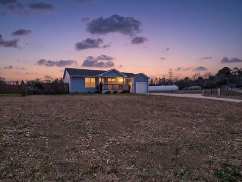 Homes For Sale - 655 W Oconee Street<br/> Chesnee, SC 29323