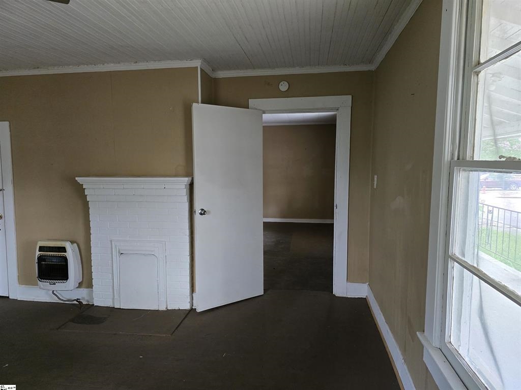 196 Poplar Street, Clinton, South Carolina image 4