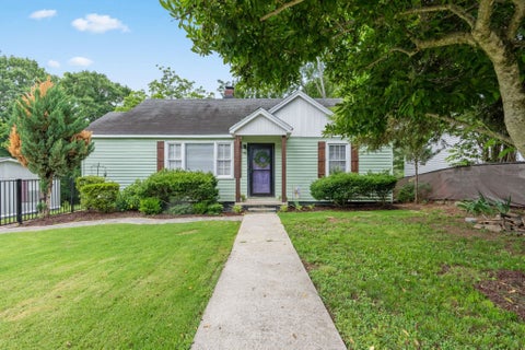 Homes For Sale - 21 Nancy Drive<br/> Greenville, SC 29617