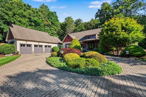 Homes For Sale - 2554 Deep Gap Farm Road<br/> Mill Spring, NC 28756