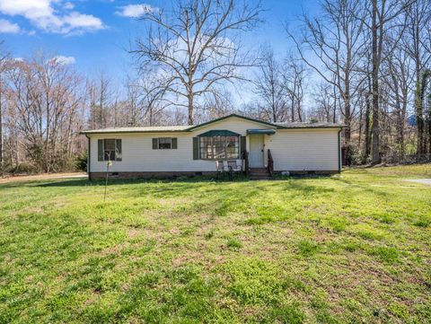Mobile Home For Sale - 122 Hotel Hill Drive<br/> Spartanburg County, Landrum, SC 29356