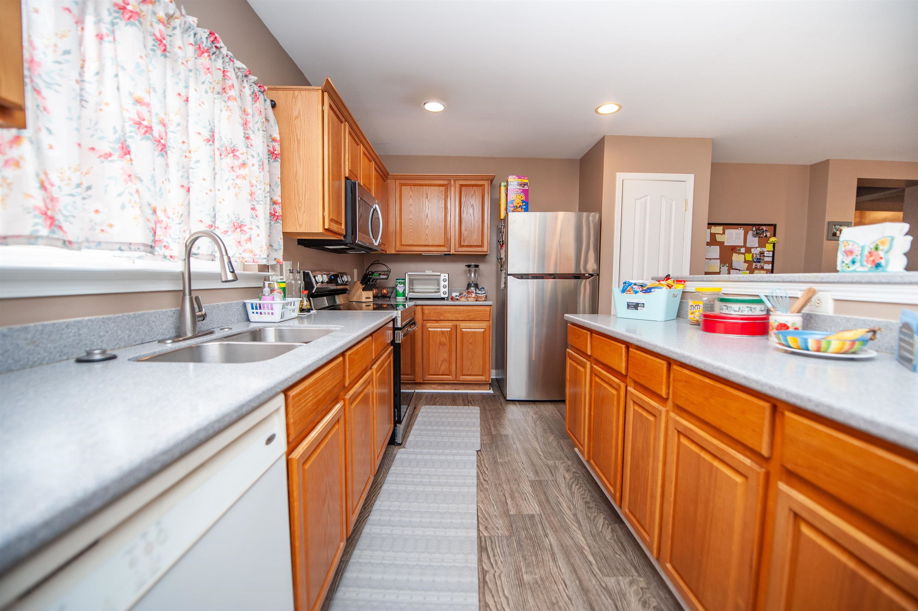 212 Reedy River Court, Roebuck, South Carolina image 12