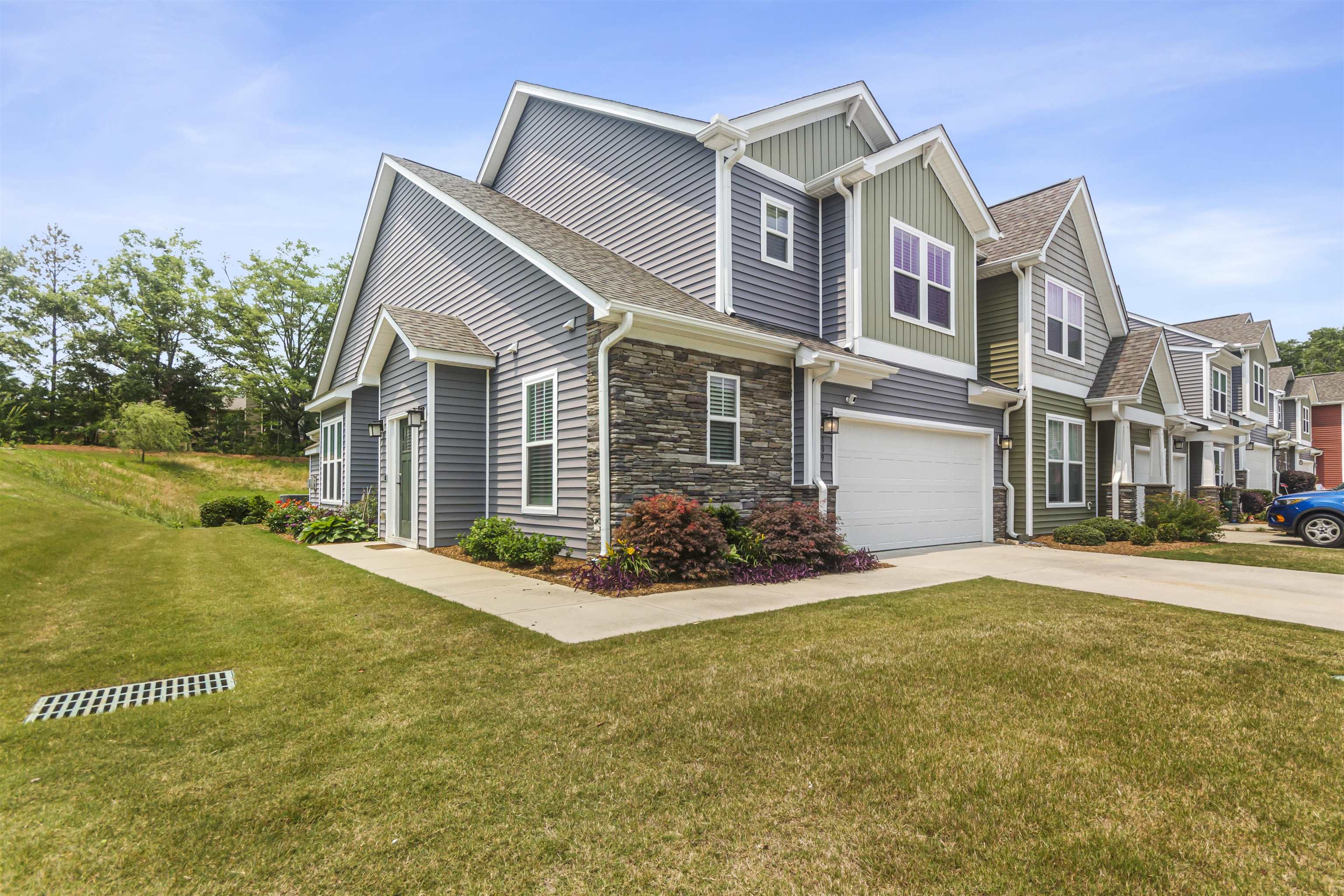 109 Creekhaven Lane, Taylors, South Carolina image 2