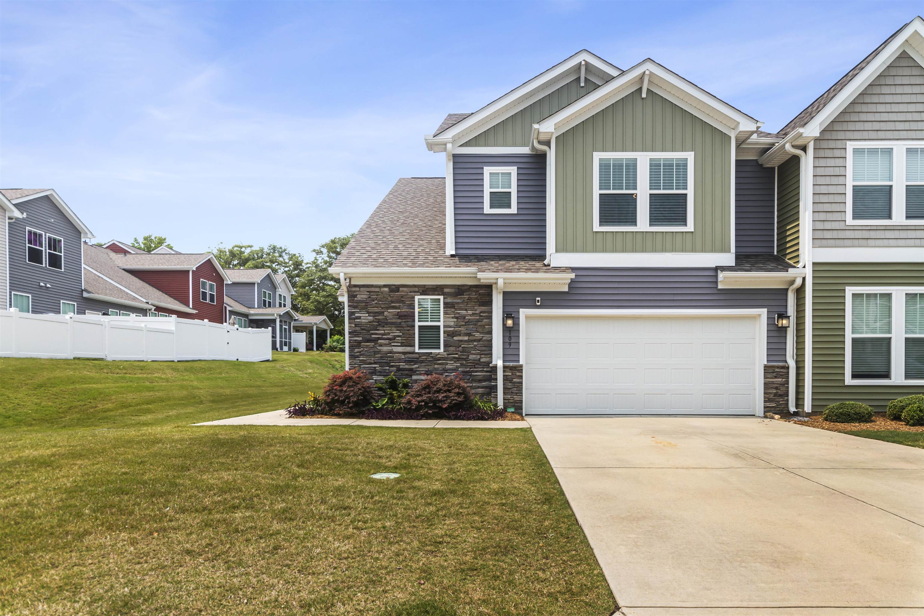 109 Creekhaven Lane, Taylors, South Carolina image 1