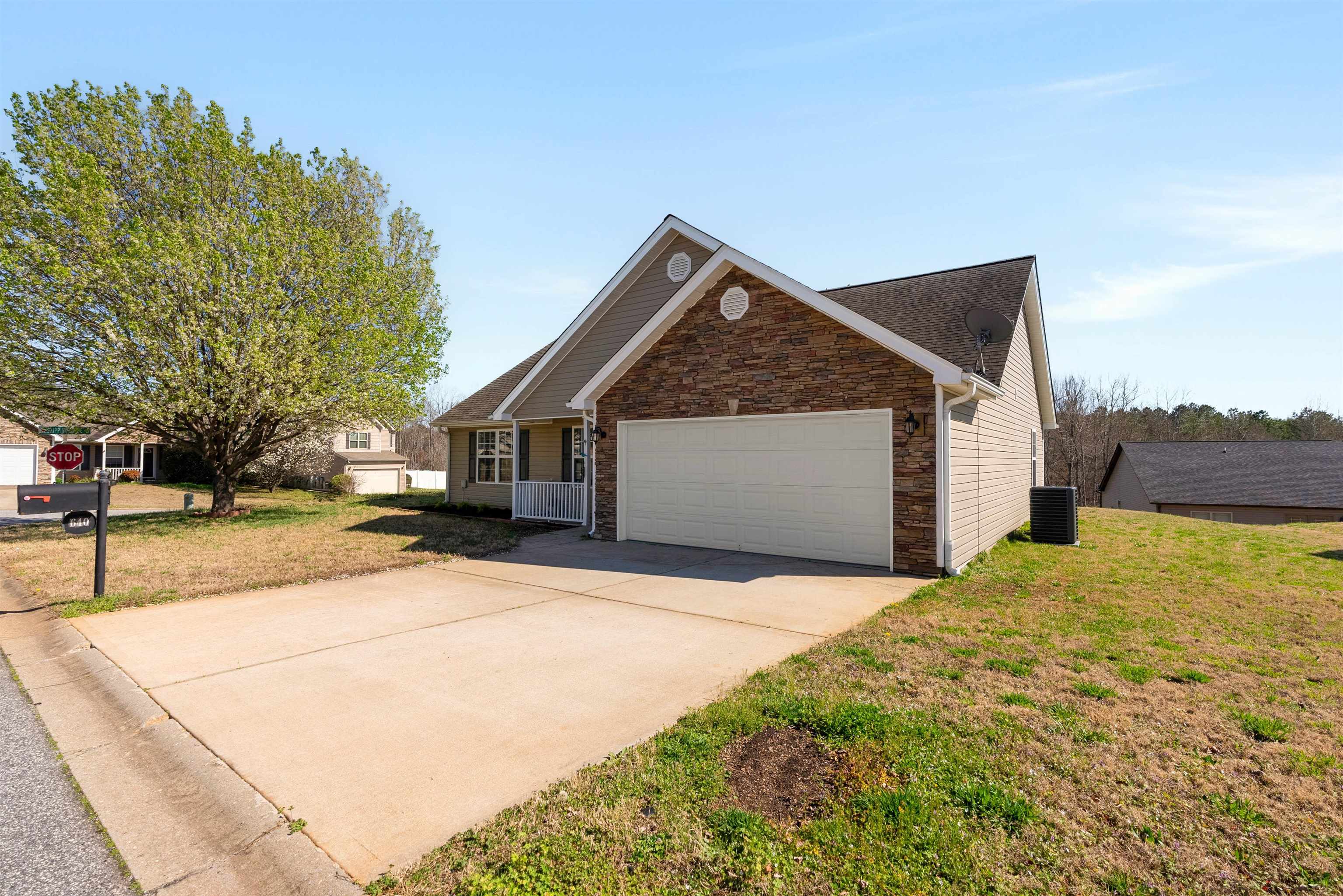 640 Slippery Moss Drive, Spartanburg, South Carolina image 4