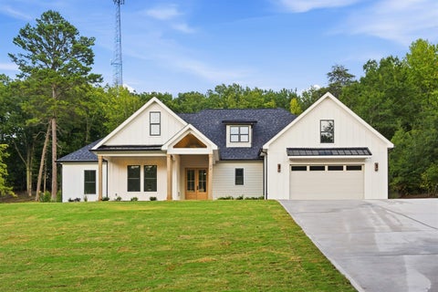 Homes For Sale - 22 Jesse Court<br/> Taylors, SC 29687