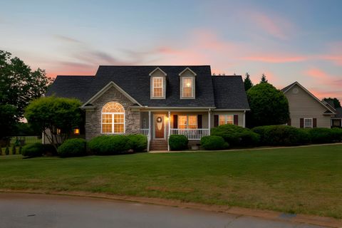 Homes For Sale - 121 Olin Drive<br/> Inman, SC 29349