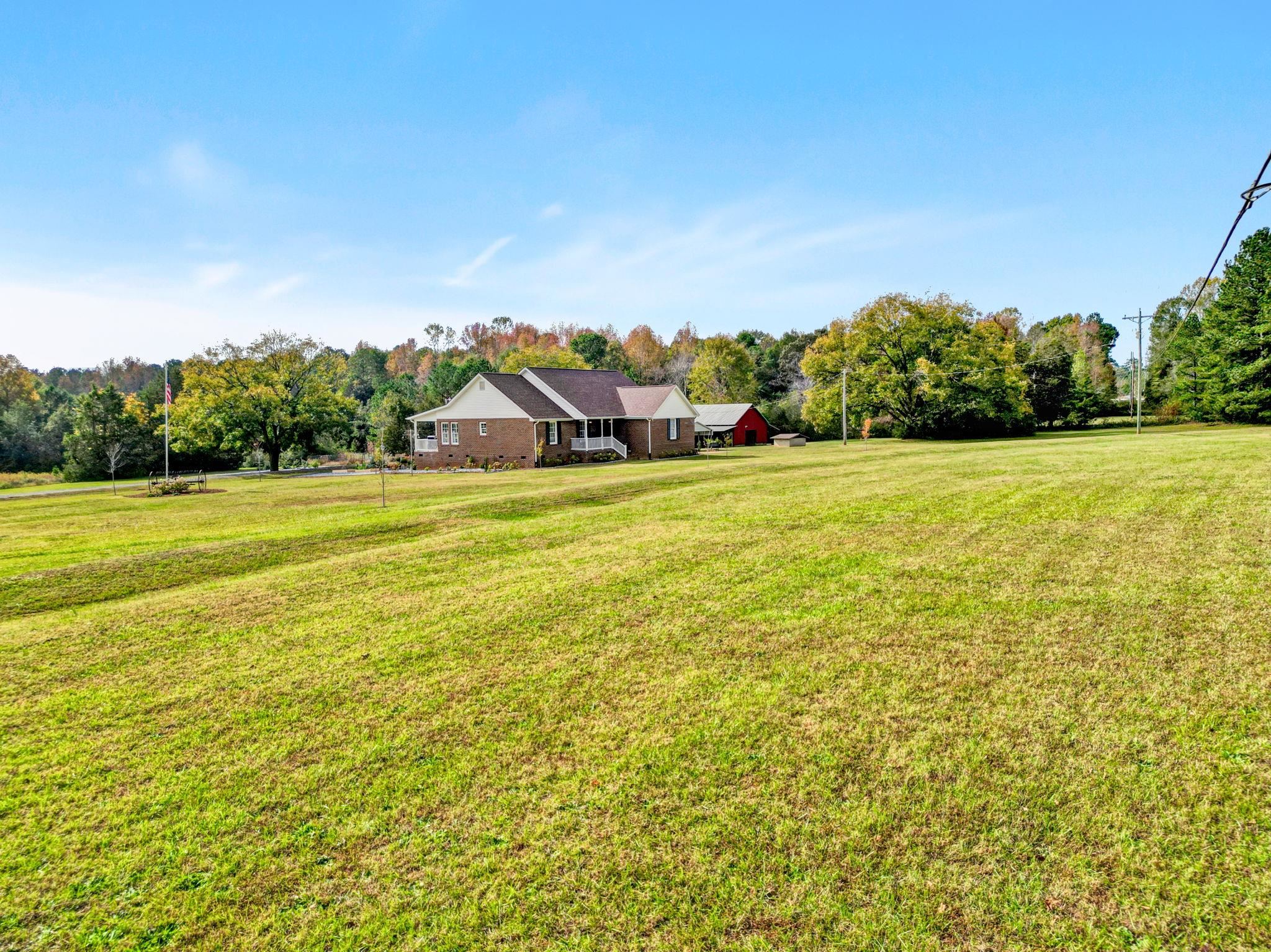 6050 B Cross Anchor Road, Enoree, South Carolina image 1