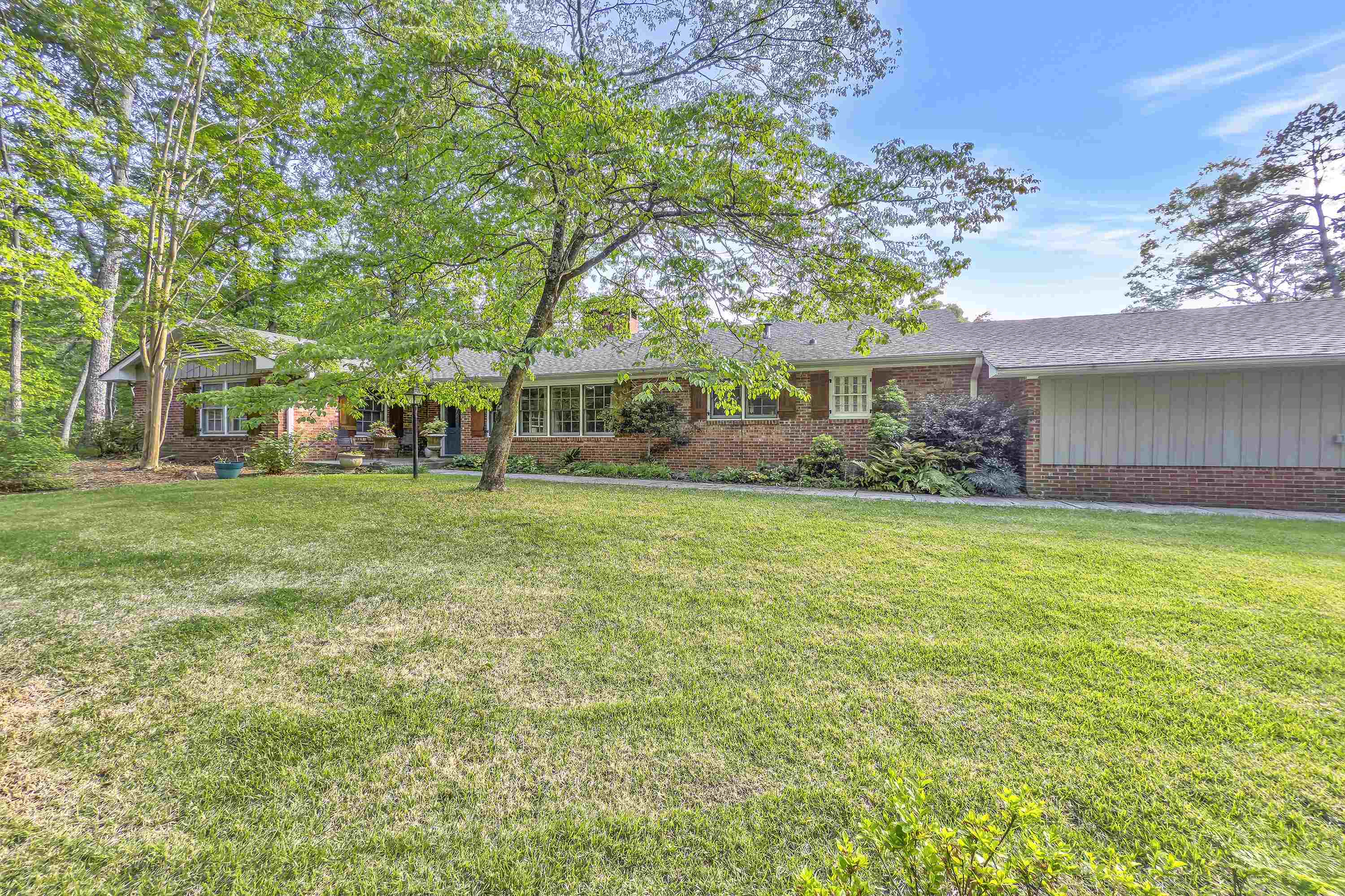 7 Hearthstone Lane, Landrum, South Carolina image 1
